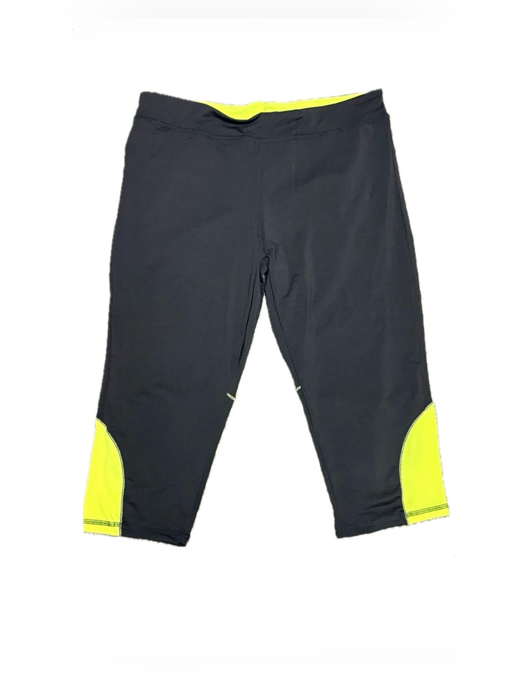 Nana Fashion Black & Neon Yellow Colorblock Capri Athletic Leggings 2X
